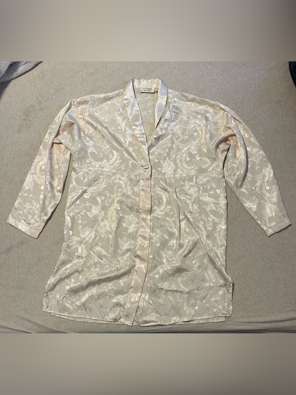 Vintage Victoria’s Secret Cream Silk Sleep Shirt